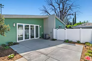 15912 Vose St, Van Nuys, CA 91423 - Photo 1
