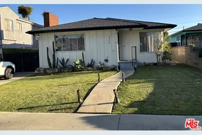 366 E Hillsdale St, Inglewood, CA 90302 - Photo 1