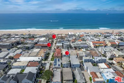 3204 Crest Dr, Manhattan Beach, CA 90266 - Photo 1