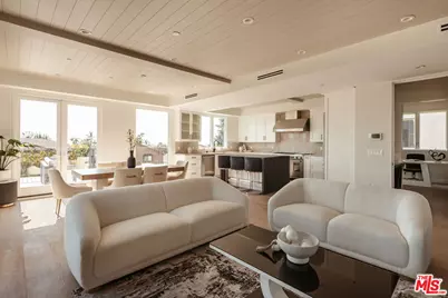 10725 Ashton Ave #301, Los Angeles, CA 90024 - Photo 1