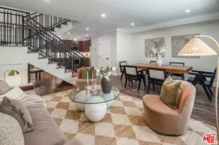 1153 N Beachwood, Los Angeles, CA 90038 - Photo 1