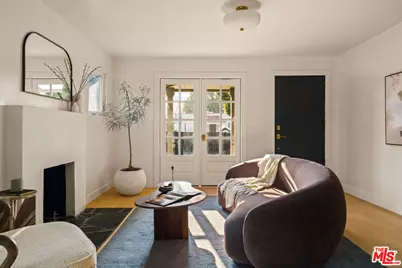 2916 Hillcrest Dr, Los Angeles, CA 90016 - Photo 1