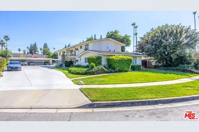 32 N San Mateo St, Redlands, CA 92373 - Photo 1