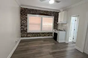 738 New Hampshire Ave, Los Angeles, CA 90005 - Photo 1