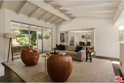 2300 Canyon Dr, Los Angeles, CA 90068 - Photo 1