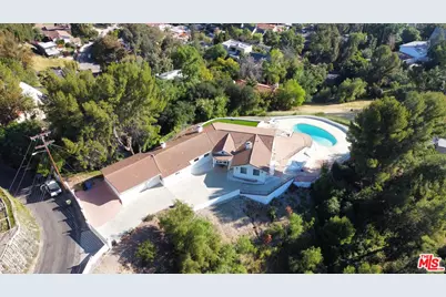 5026 Medina Rd, Woodland Hills, CA 91364 - Photo 1