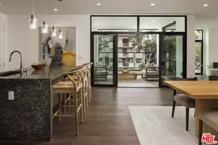 425 N Palm Dr, Beverly Hills, CA 90210 - Photo 1