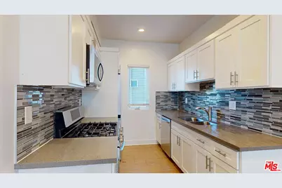 146 Rosemont Ave, Los Angeles, CA 90026 - Photo 1