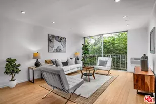 11645 Montana Ave, Los Angeles, CA 90049 - Photo 1