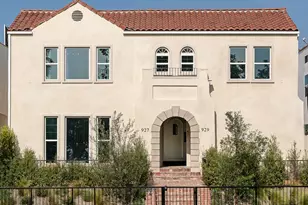 929 S Sycamore Ave, Los Angeles, CA 90036 - Photo 1