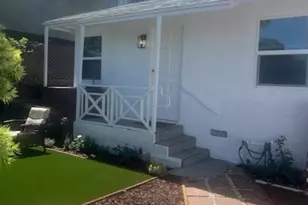 2575 S Barrington Ave, Los Angeles, CA 90064 - Photo 1