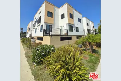 2651 S Hobart Blvd #5, Los Angeles, CA 90018 - Photo 1