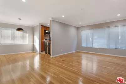 1333 S Ogden Dr #6, Los Angeles, CA 90019 - Photo 1