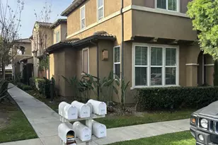 3630 W Medici Ln, Inglewood, CA 90305 - Photo 1