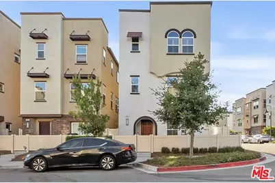 749 Daniel Freeman Cir, Inglewood, CA 90301 - Photo 1