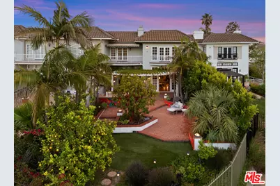 2305 Canyonback Rd, Los Angeles, CA 90049 - Photo 1