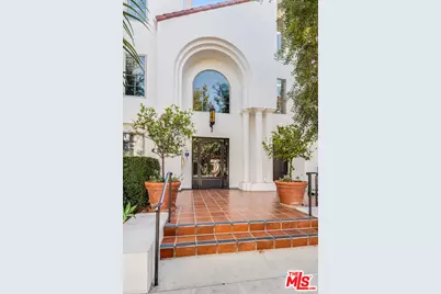 10648 Woodbridge St #306, Toluca Lake, CA 91602 - Photo 1