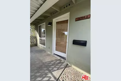 26707 Oak Crossing Rd #A, Newhall, CA 91321 - Photo 1