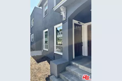 5528 Franklin Ave, Los Angeles, CA 90027 - Photo 1