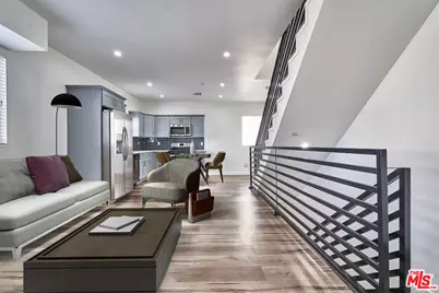 1127 S Harvard Blvd #1/2, Los Angeles, CA 90006 - Photo 1
