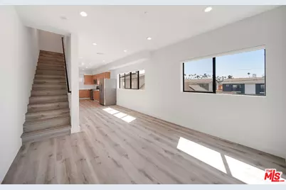 408 N Kenmore Ave, Los Angeles, CA 90004 - Photo 1