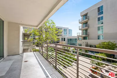 267 S San Pedro St #211, Los Angeles, CA 90012 - Photo 1