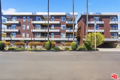 6001 Carlton Way #303, Los Angeles, CA 90028 - Photo 1