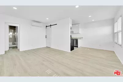 926 N Spaulding Ave #3, West Hollywood, CA 90046 - Photo 1