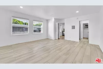 926 N Spaulding Ave #4, West Hollywood, CA 90046 - Photo 1