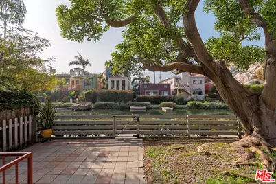 2300 Grand Canal, Venice, CA 90291 - Photo 1