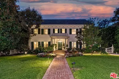 809 N Bedford Dr, Beverly Hills, CA 90210 - Photo 1