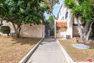 719 N Eucalyptus Ave, Inglewood, CA 90302 - Photo 1