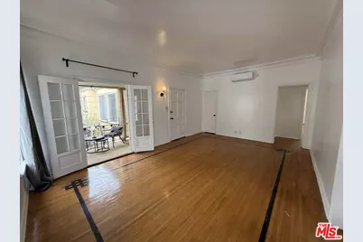 157 N La Peer Dr #D, Beverly Hills, CA 90211 - Photo 1
