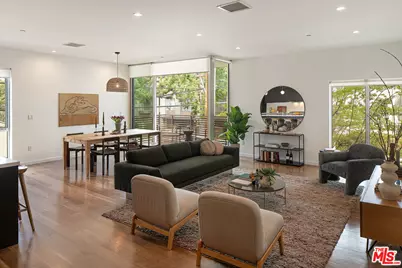 12504 Woodbridge St #203, Studio City, CA 91604 - Photo 1