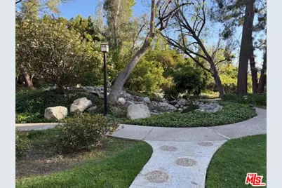 7120 Carlson Cir #290, Canoga Park, CA 91303 - Photo 1