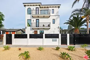 2324 S Dunsmuir Ave, Los Angeles, CA 90016 - Photo 1