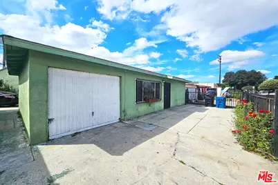 1214 E 82nd St, Los Angeles, CA 90001 - Photo 1