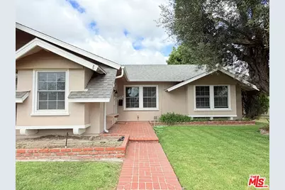 3001 Saint Albans Dr, Los Alamitos, CA 90720 - Photo 1