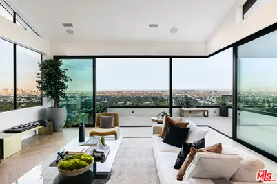 7866 Fareholm Dr, Los Angeles, CA 90046 - Photo 1