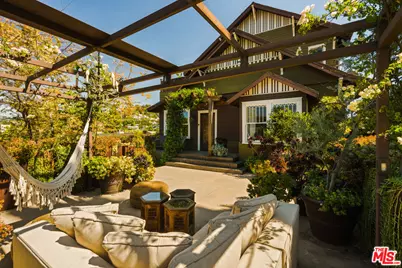 1062 Sanborn Ave, Los Angeles, CA 90029 - Photo 1