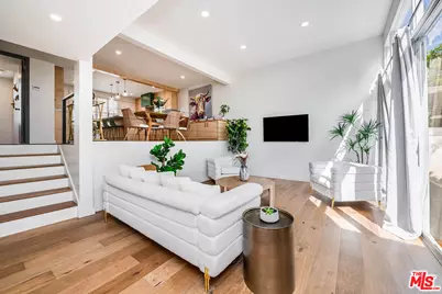 4364 W Kling St, Burbank, CA 91505 - Photo 1