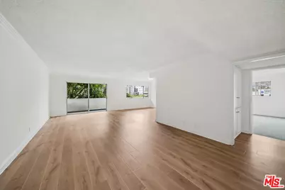 131 N Orlando Ave #204, Los Angeles, CA 90048 - Photo 1