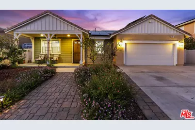 445 Edgewood Dr, Fillmore, CA 93015 - Photo 1