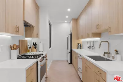 8455 Fountain Ave #308, West Hollywood, CA 90069 - Photo 1