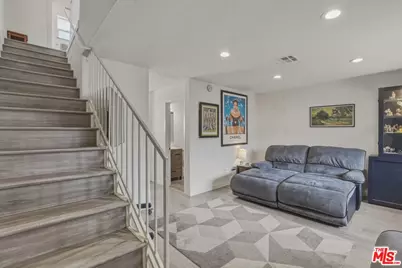 907 N Inglewood Ave #1, Inglewood, CA 90302 - Photo 1