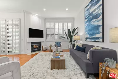 11636 Montana Ave #107, Los Angeles, CA 90049 - Photo 1