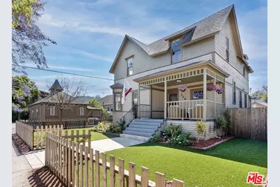 326 W 10th St, Long Beach, CA 90813 - Photo 1