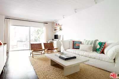 1131 Alta Loma Rd, West Hollywood, CA 90069 - Photo 1