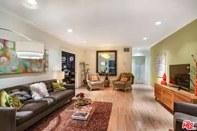 8550 Holloway Dr #305, West Hollywood, CA 90069 - Photo 1