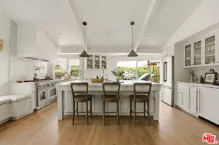 18829 Sylvan St, Tarzana, CA 91335 - Photo 1